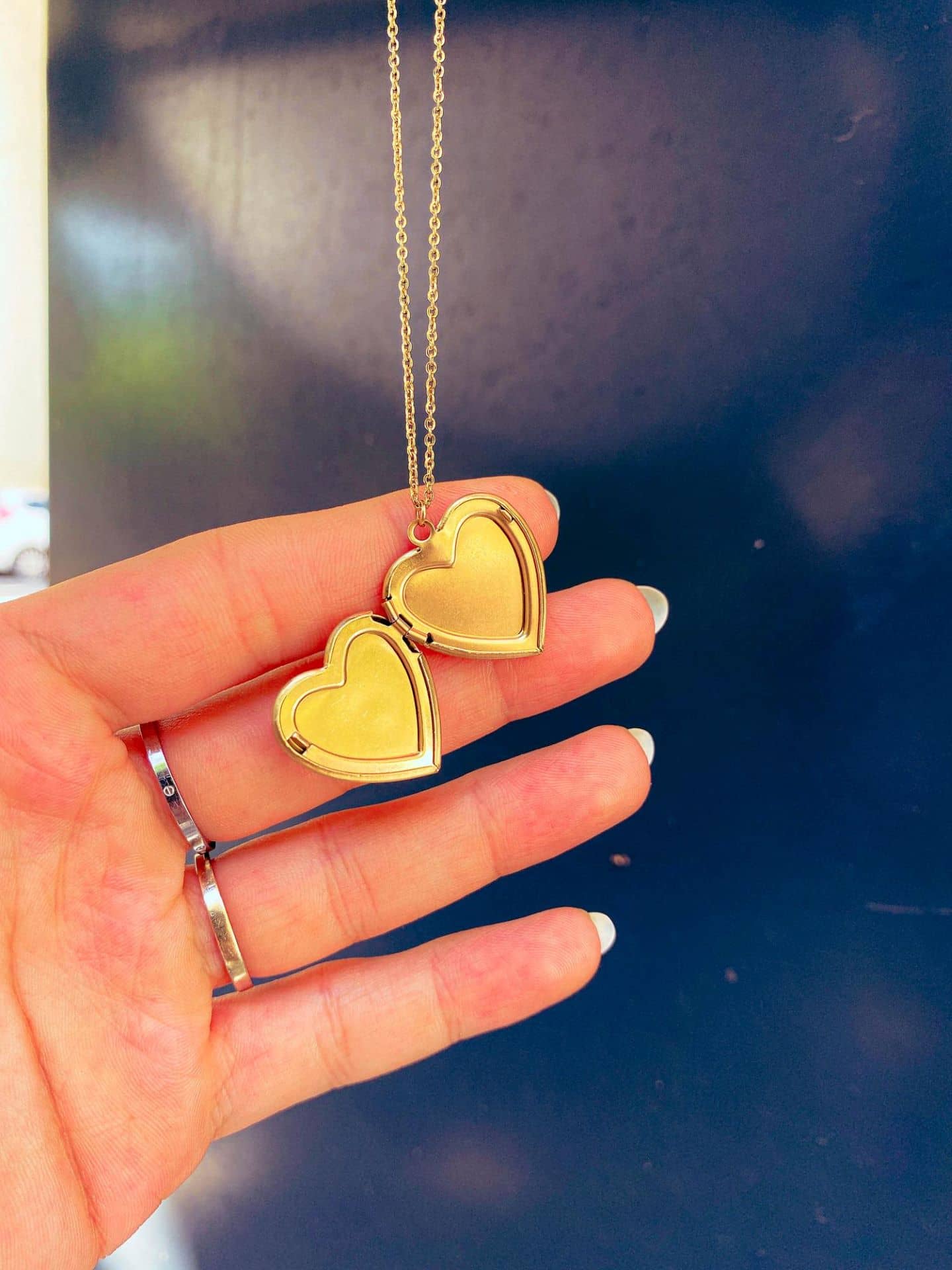 продати кулон з золота 900 проби